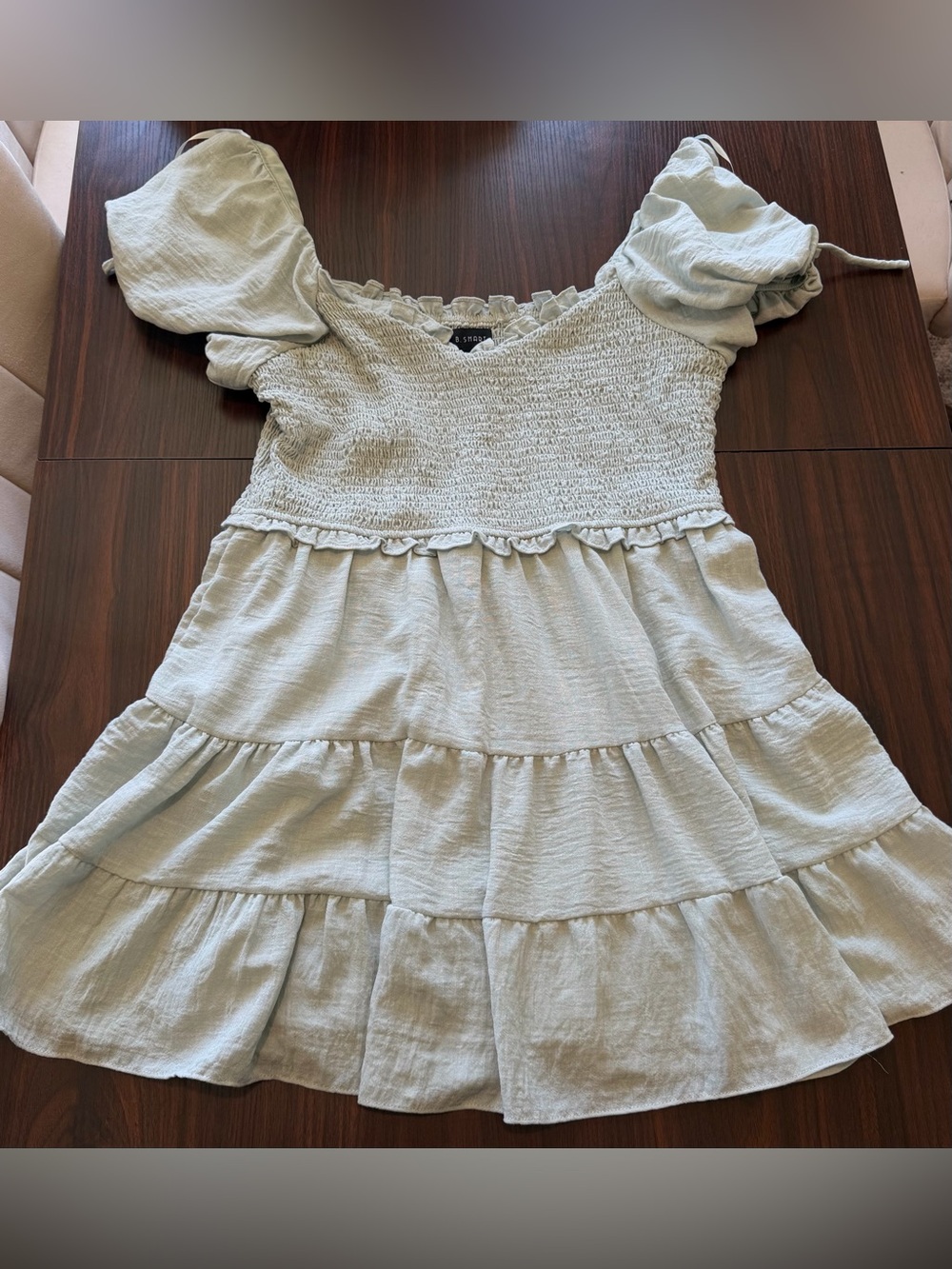 NWOT Women’s Light Sage Ruffle BabyDoll Dress with Puff Sleeves Size L/XL